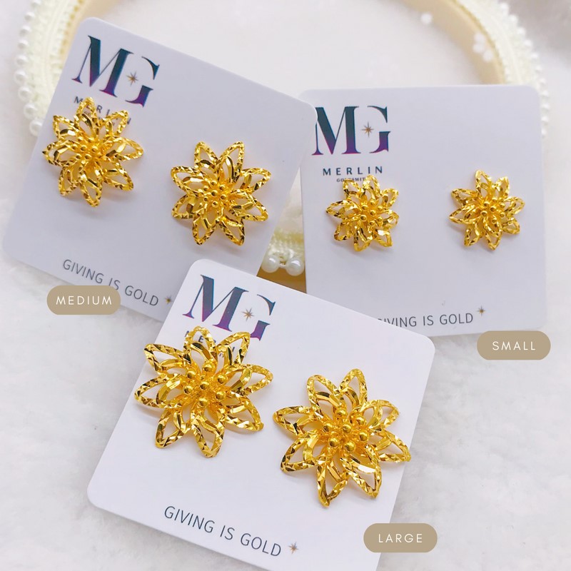 916 Gold Blooming Flower Earstuds Singapore Jewellery.| Merlin Goldsmith